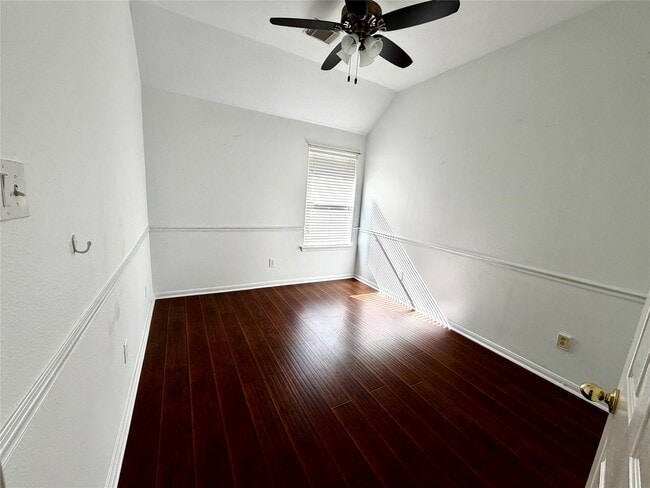 Building Photo - 1723 Wind Trace Cove