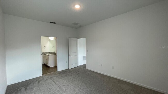 Building Photo - 2367 White Cedar Wy