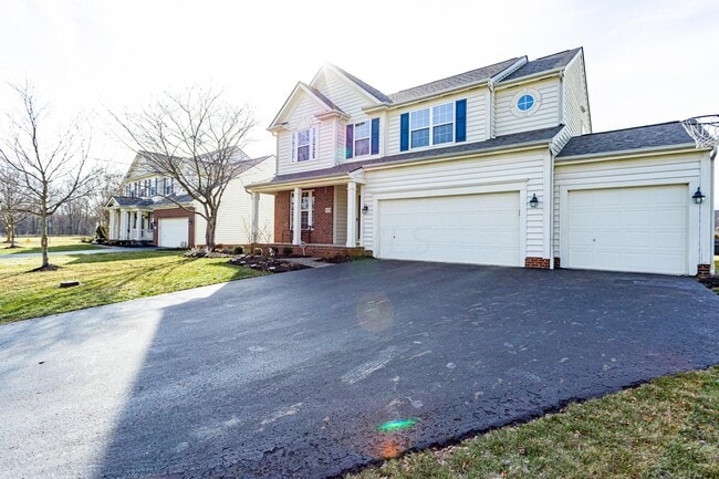 Building Photo - 5830 Prospect Ln