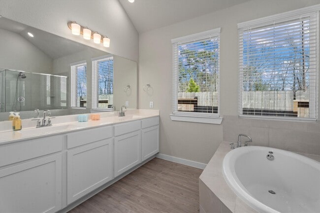 Building Photo - 713 Ivory Crk Ct