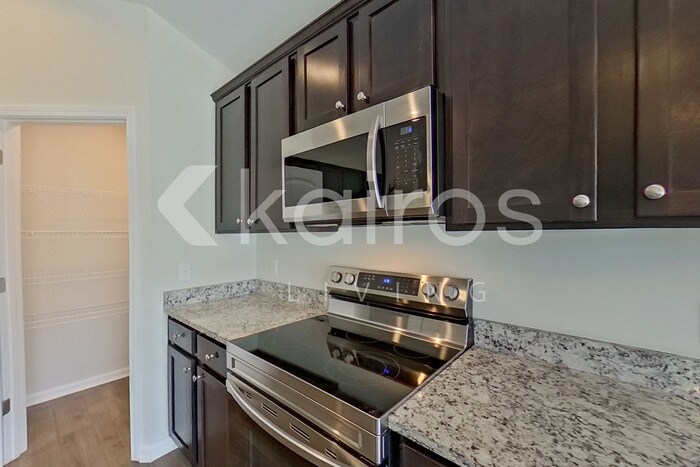 Building Photo - 107 St Matthew Wy