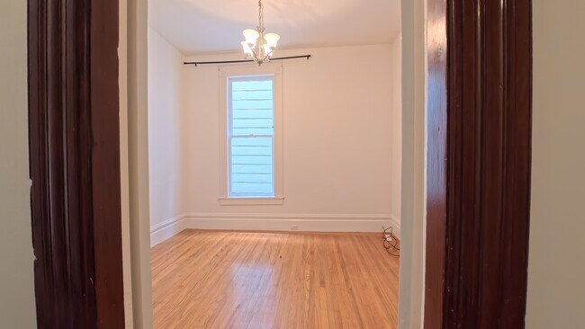 Building Photo - 1818 Webster-