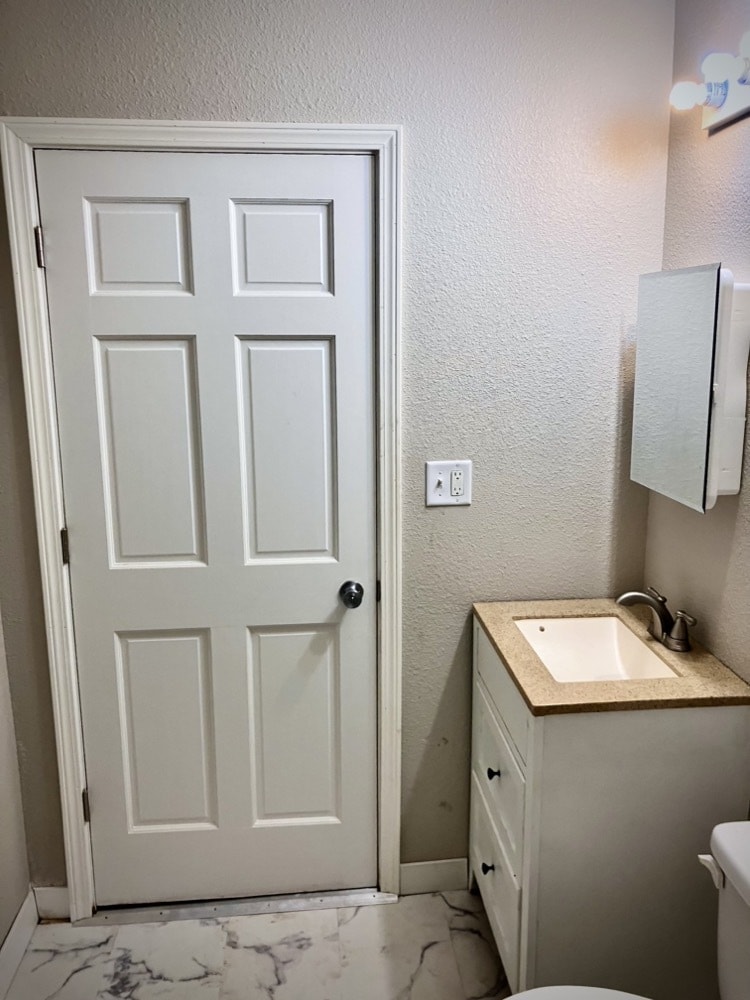 Building Photo - 2505 E 2nd St N