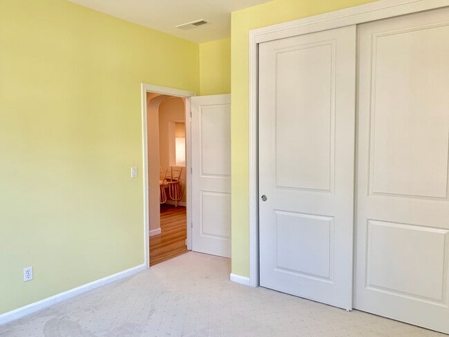 Building Photo - Perfect Shape Large 3 Story Single Family ...