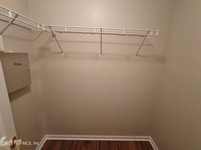 Building Photo - 1505 Majestic View Ln