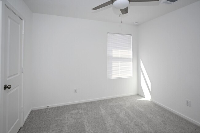 Building Photo - 7603 Adam Star