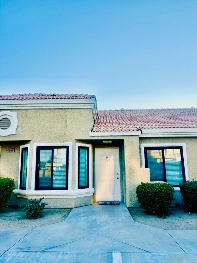 Building Photo - 40780 Breezy Pass Rd