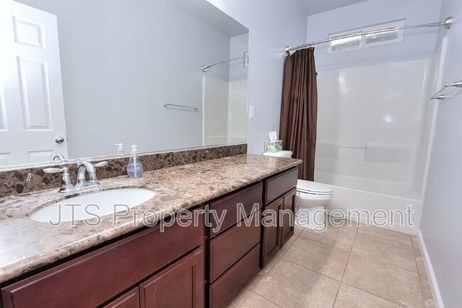 Building Photo - 4086 Pinoche Peak Way