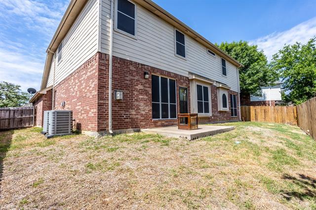 Building Photo - 2208 Kingsley Dr