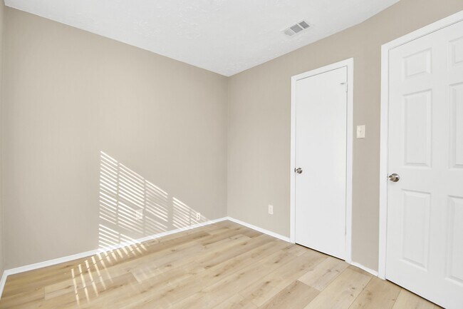 Building Photo - 10023 King Ranch Ln
