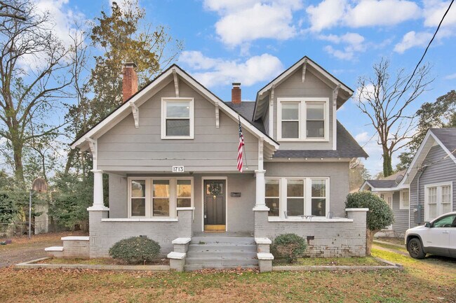 Building Photo - 1713 Fort Bragg Rd