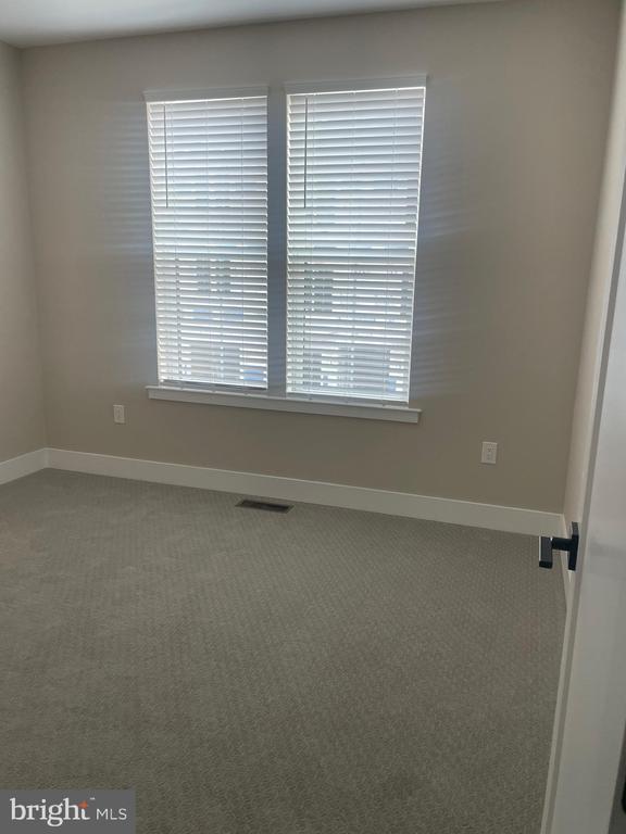 Building Photo - 2106 Donatello Dr