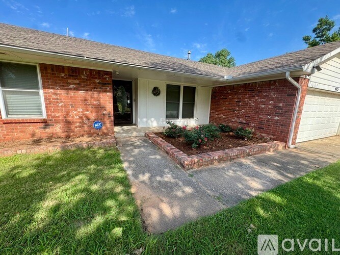 Building Photo - 915 Oak Hill Rd