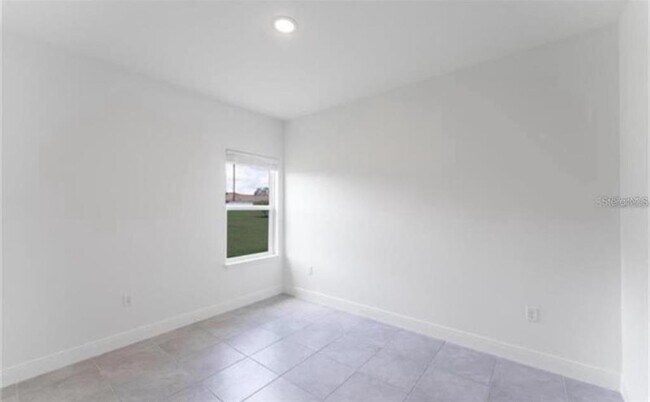Building Photo - 2598 W Diane Ln