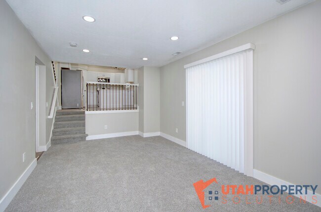 Building Photo - 6528 S 520 W