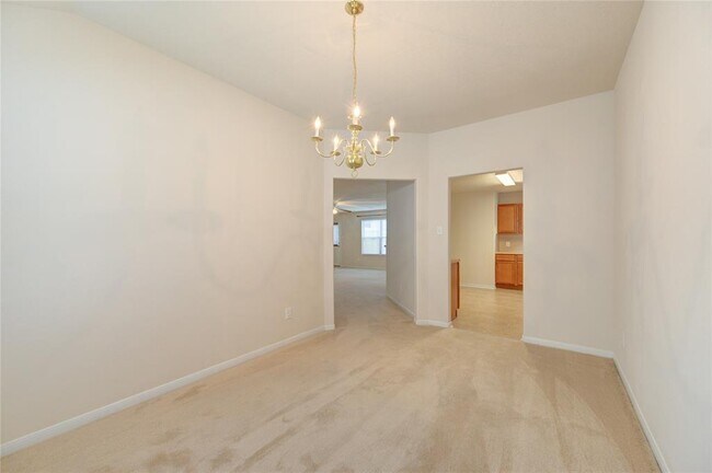 Building Photo - 3639 Barkers Crossing Ave
