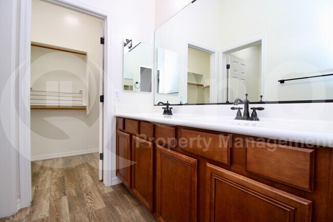 Building Photo - 3768 E Gemini Pl