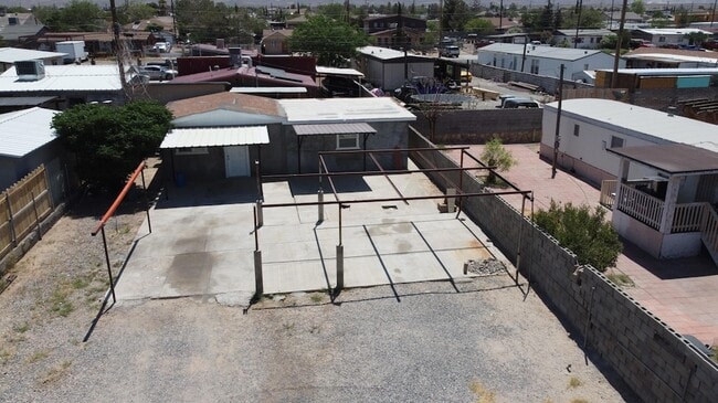 Building Photo - 8606 Gateway Blvd