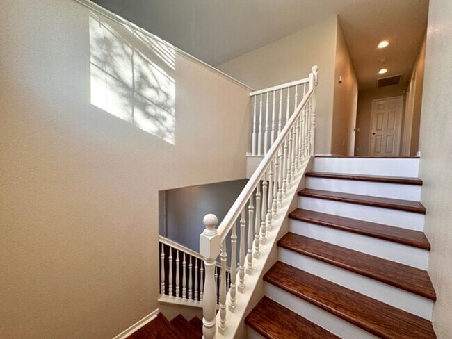 Building Photo - Beautiful Redhawk home located directly ac...