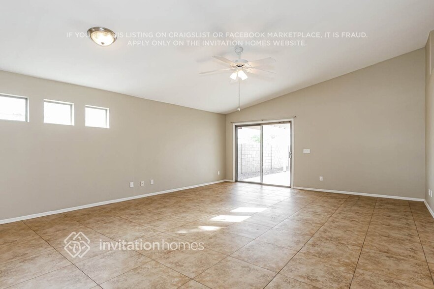 Building Photo - 1710 E Palo Blanco Way