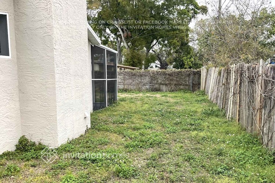 Building Photo - 10935 109th Way N