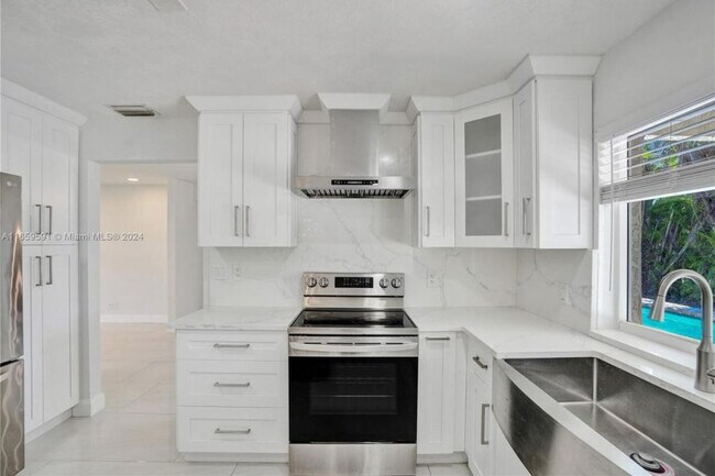 Building Photo - 11280 NW 40th St