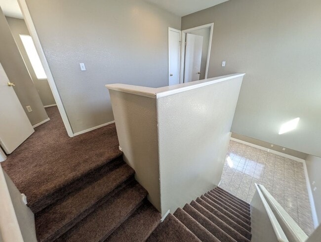 Building Photo - 4368 Holden St