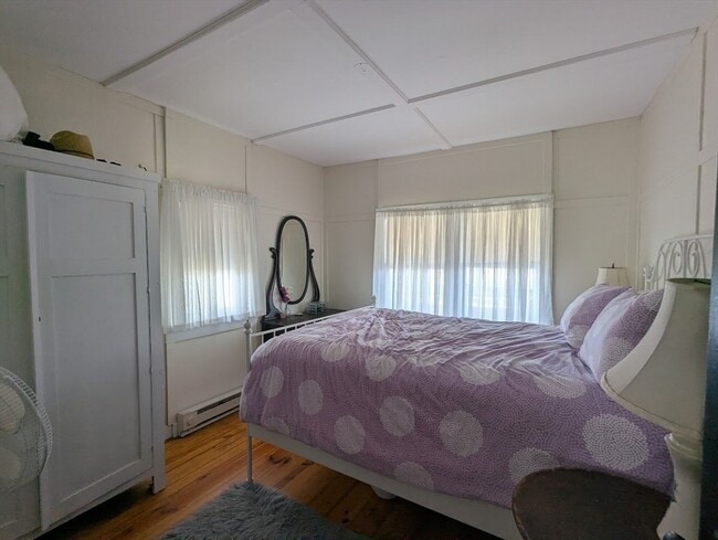 Building Photo - 12 Cove Rd