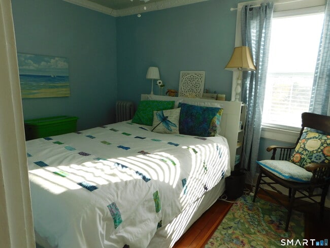 Building Photo - 195 Pequot Ave