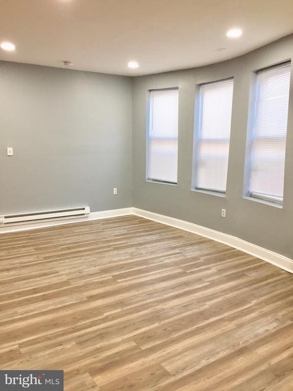 Building Photo - 417 N Salford St