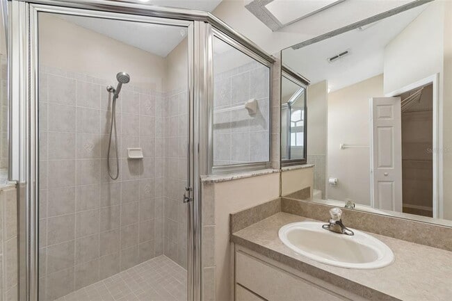 Building Photo - 7904 Floradora Dr