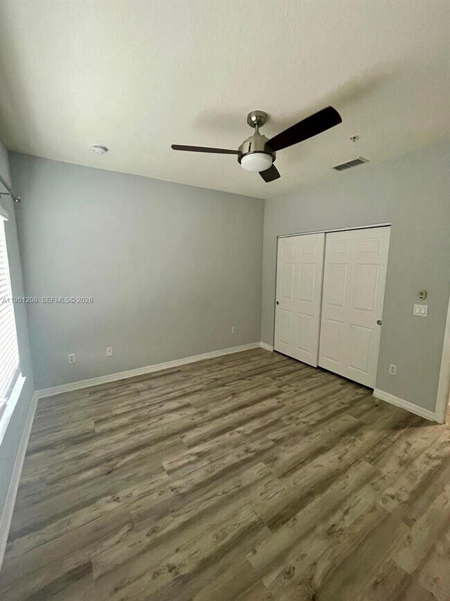 Building Photo - 2334 Grand Central Pkwy