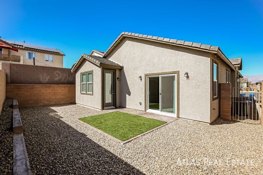 Building Photo - 1625 Guyot Ct