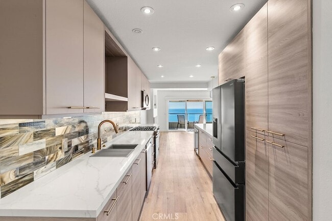 Building Photo - 21751 Ocean Vista Dr