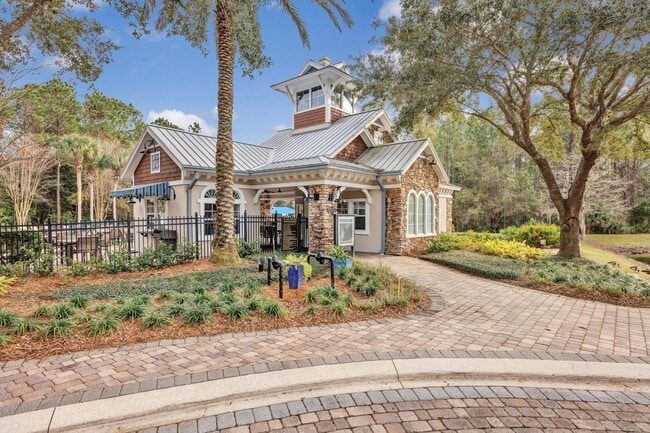 Building Photo - 2 Bed 2 Bath, attached Garage, in Gated Community off Kernan and Atlantic