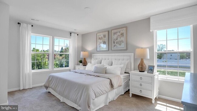 Building Photo - 201 Mazzeo Dr