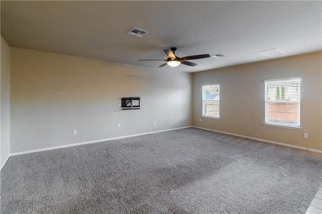 Building Photo - 137 Moulins Ln