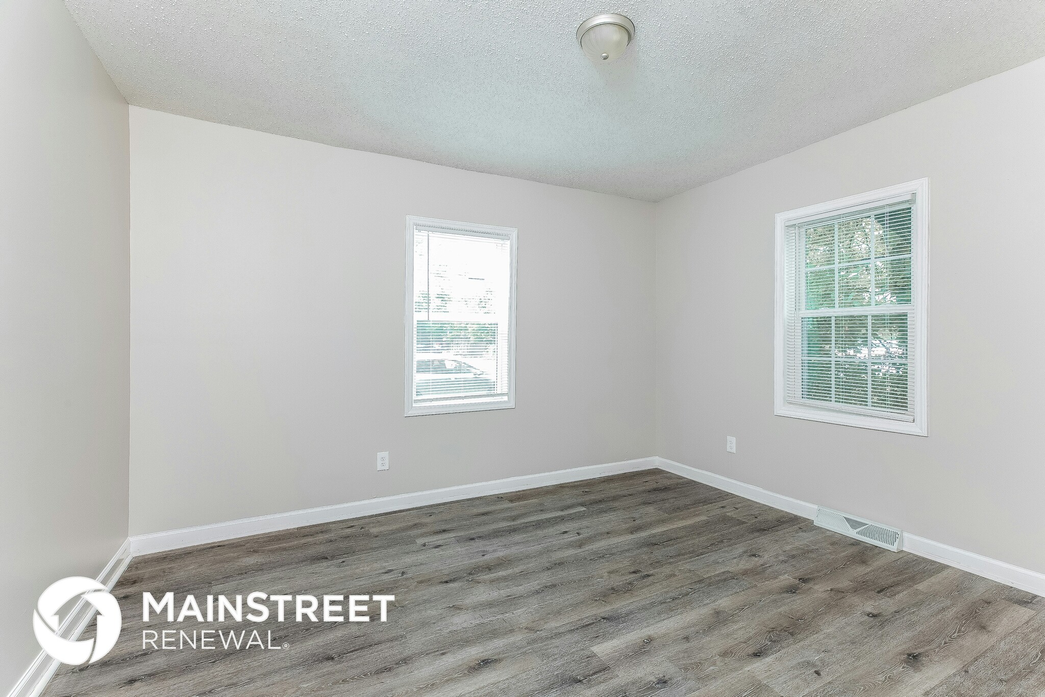 Building Photo - 609 Belvin Ave