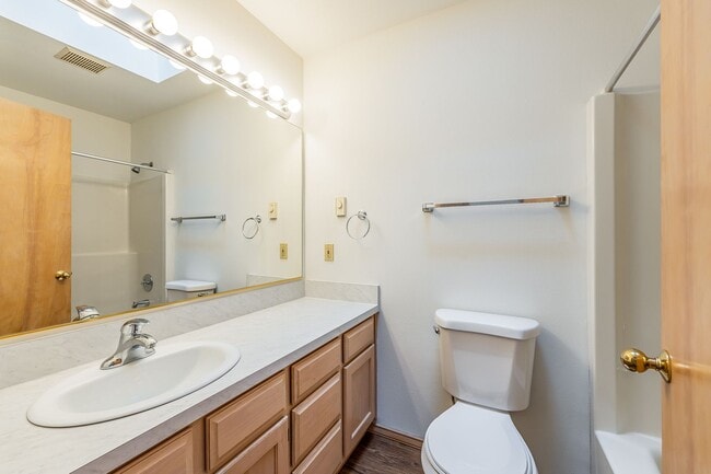 Building Photo - One Level Lifestyle in Snohomish