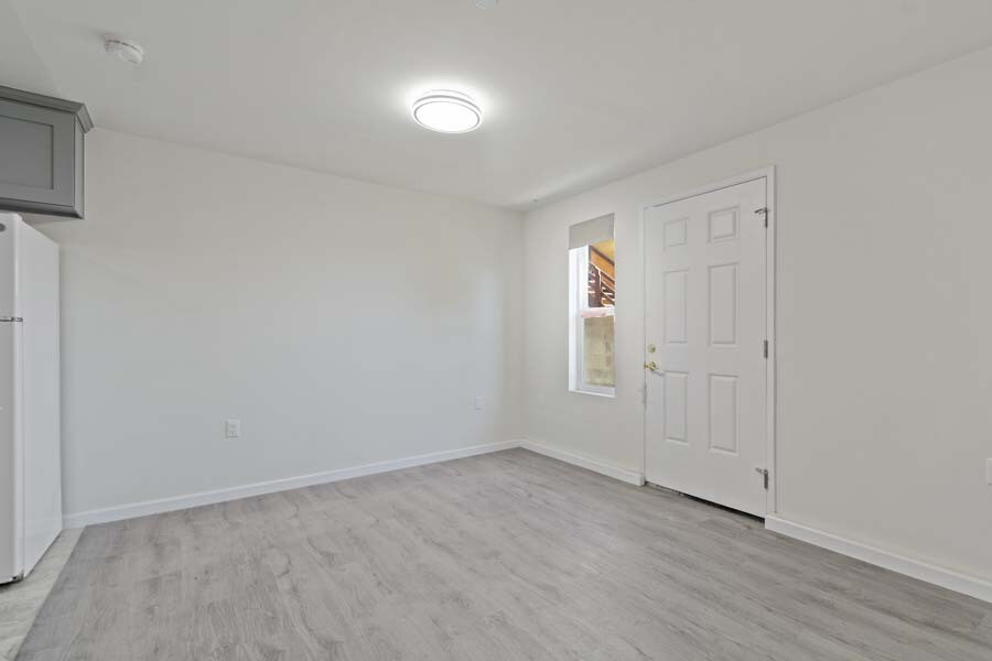 Building Photo - 11808 Hart St