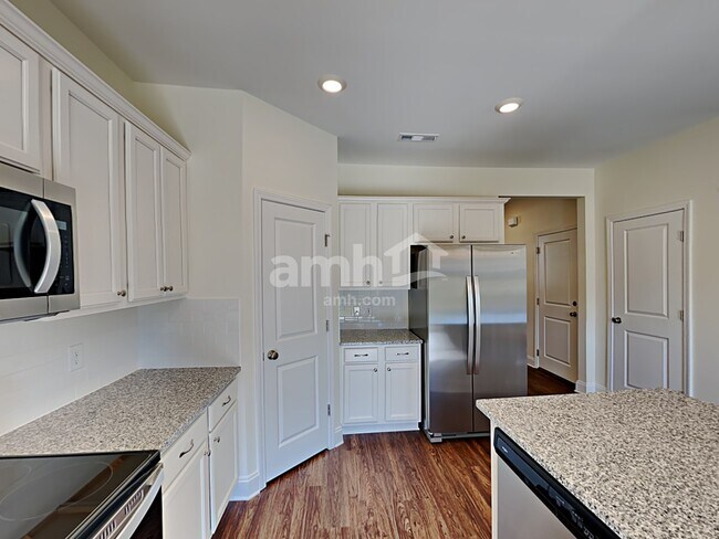 Building Photo - 4770 Chutney Drive