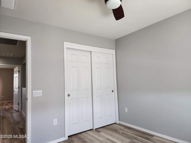 Building Photo - 5781 Cedar Ridge Rd