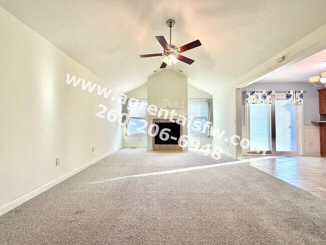 Building Photo - 3 Bedroom House