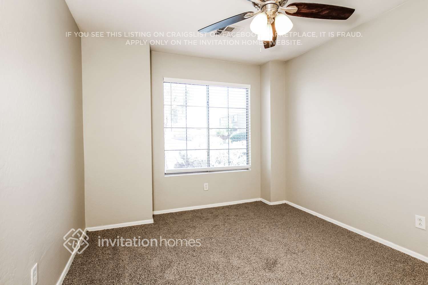 Building Photo - 23949 W Antelope Trail