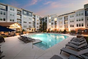 Building Photo - Avanti Brookhaven