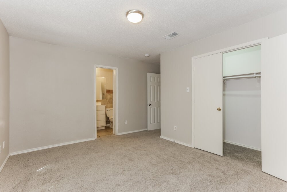 Building Photo - 4530 Lizzy Dr