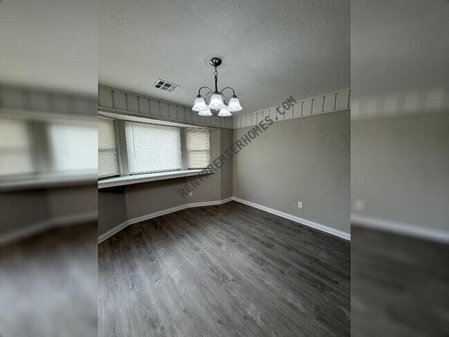 Building Photo - 8228 NW 90th Terrace