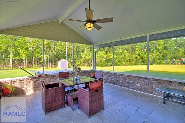 Building Photo - 179 Rutledge Dr
