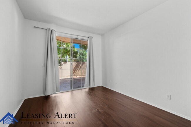 Building Photo - 23709 Del Monte Dr.