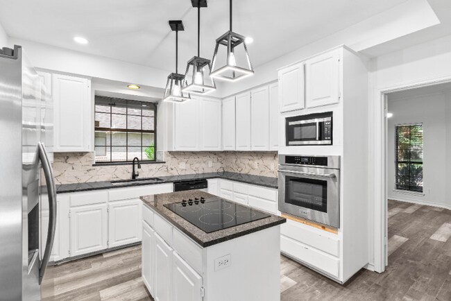 Building Photo - 7009 Bevington Dr